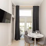 Rivoli Near The & Pier By Renters