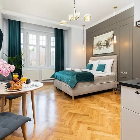 Rivoli Near The & Pier By Renters Апартаменты *