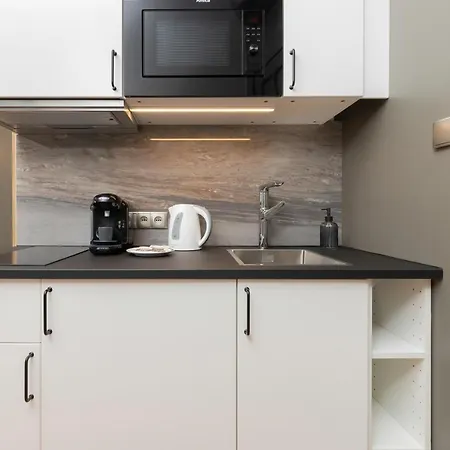 Rivoli Near The & Pier By Renters *