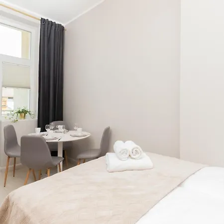 Rivoli Near The & Pier By Renters