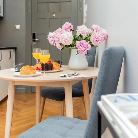 Апартаменты Rivoli Near The & Pier By Renters