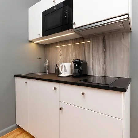 Rivoli Near The & Pier By Renters