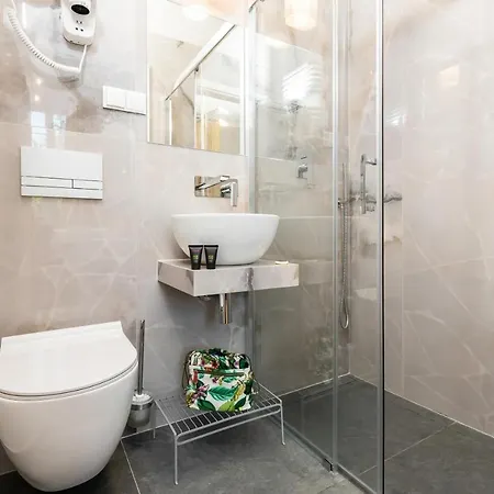 Rivoli Near The & Pier By Renters Апартаменты *